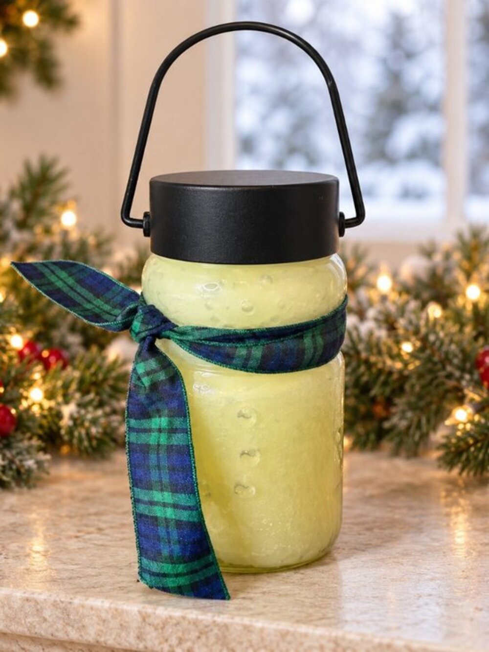 Bath & Body Works Holly Jolly Berry Lantern Candle 14.5 oz Christmas NWT